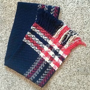 NWOT Scarf 🧣